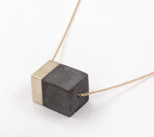 Black concrete & golden brass (large)